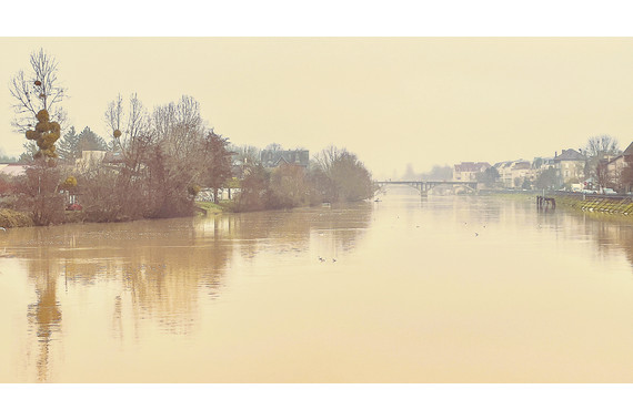 <p>3rd - B Grade: Open Digital - River Marne in Winter <small>© Françoise Muller-Robbie</small></p>
