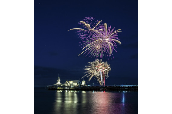 <p>HC - A Grade: Open Digital - NYE2024 Fireworks <small>© Neil Anderson</small></p>
