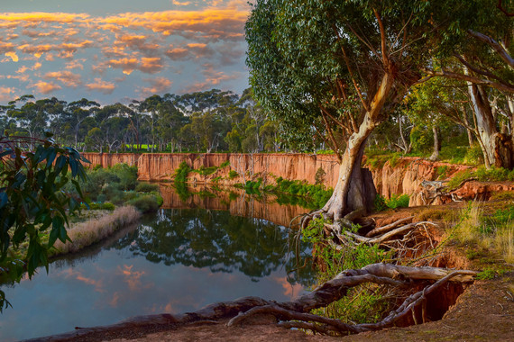 <p>1st - B Grade: Set Digital - My Back Yard <small>© Graham Rogers</small></p>
